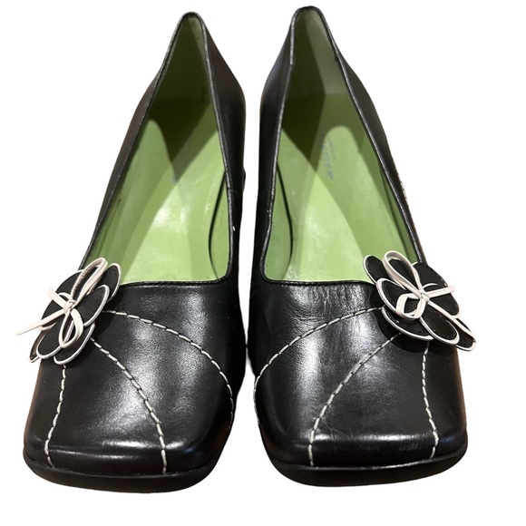 Vintage Kenneth Cole Reaction Wedge Loafer Shoes Size 8. - Picture 4 of 9